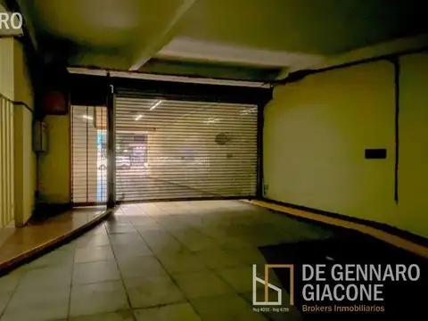 Cochera en Microcentro