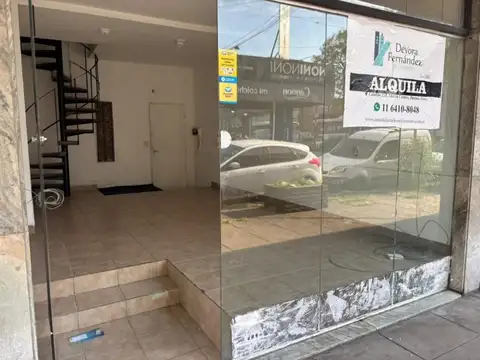 LOCAL ENTRADA VIDRIADA | MORÓN CENTRO | A 5 CUADRAS DE LA ESTACÍON DE MORÓN