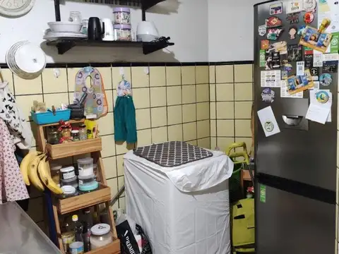 Jujuy e/ Manzone y Arenales