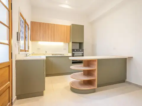 Depto Tipo Casa en Venta de 5 ambientes