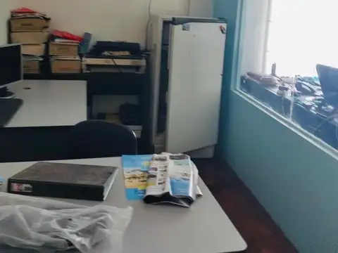 Oficina 2 ambientes con 1 baño