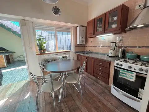 Depto Tipo Casa en Venta de 4 ambientes