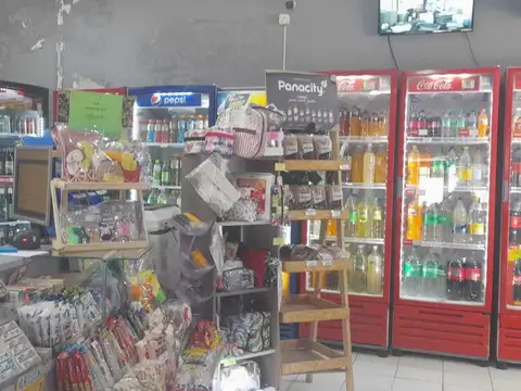 Calle 44 esquina 15 100