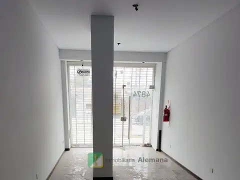 Local en Alquiler en Villa Ballester, $ 750.000