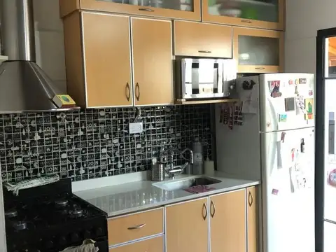 Depto Tipo Casa en Venta 50 años