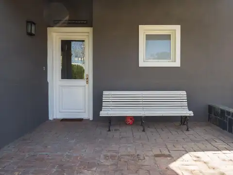 Casa en Venta en Roble Joven, USD 350.000