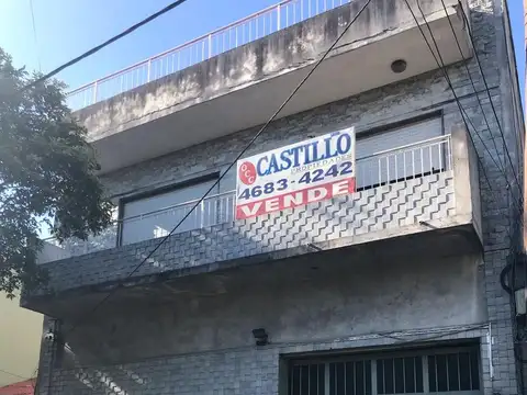 Casa con deposito, 10 AMB totales