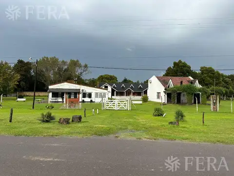 Venta de Complejo de cabañas con piscina en Venta en Chascomús