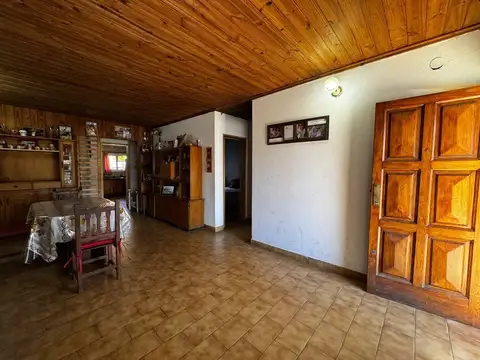 Casa 3 ambientes con 1 baño