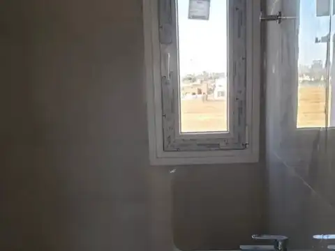 Casa En Venta 5 Ambientes Pilar +54 9 