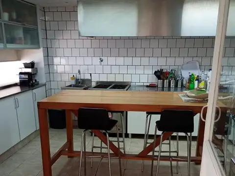 Depto Tipo Casa en Venta con 4 cocheras