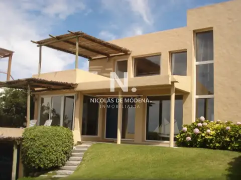 Casa en Alquiler Temporal de 4 dormitorios