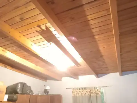 SE VENDEN 2 CASAS (2 DORM. C/U) (146M2) Y LOTE GRANDE 629M2