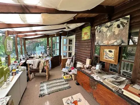 Única casa con excelente ubicación, sobre arroyo, Llao LLao