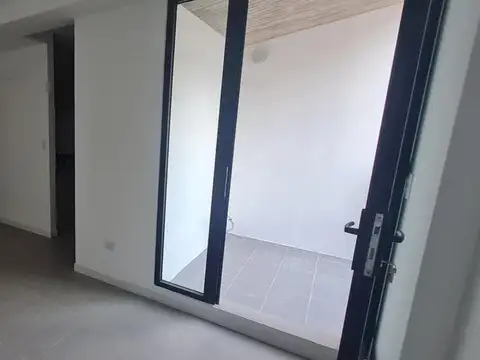 Mono ambiente a estrenar, muy luminoso