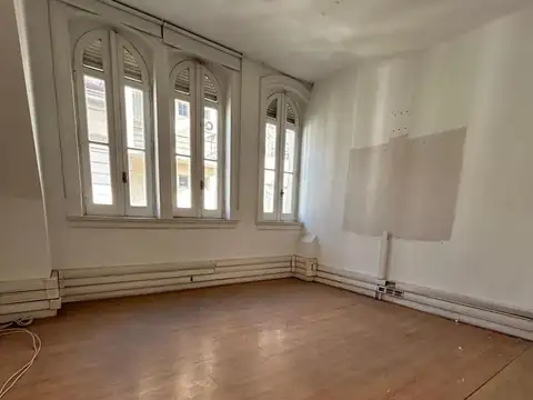 Oficina en Venta en Monserrat, USD 175.000