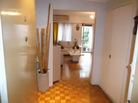 3 DE FEBRERO 2100, Piso 1