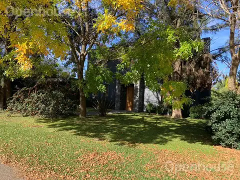 VENTA CASA EN SAN FRANCISCO CLUB DE CAMPO.