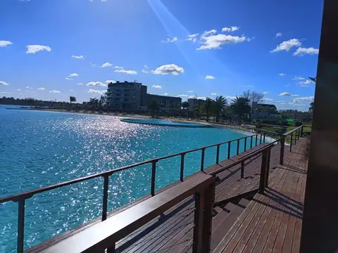 Terreno en Terralagos, barrio La Plaza