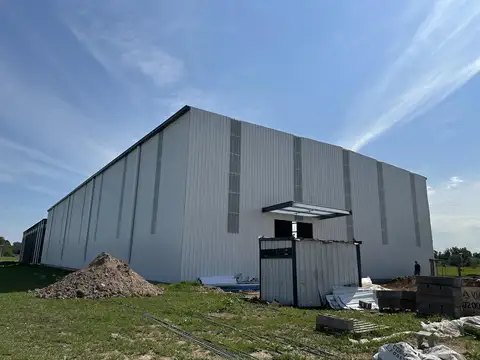 Galpon en Alquiler A Estrenar