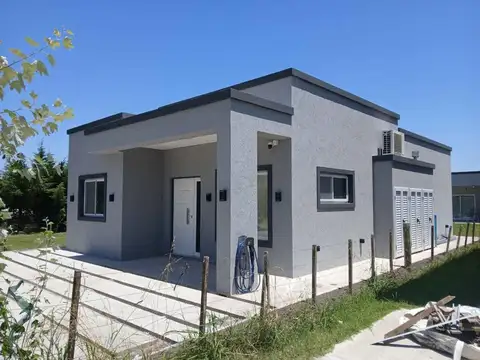 Casa en Venta en Domselaar, USD 119.000
