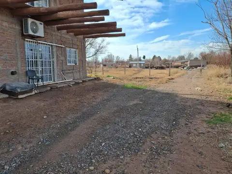 CASA EN VENTA RINCON DE LOS SAUCES IDEAL PARA ENPRESA