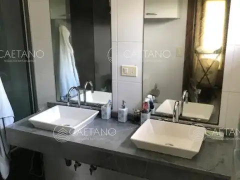 Casa en Alquiler Temporal en Pinares, USD 8.600