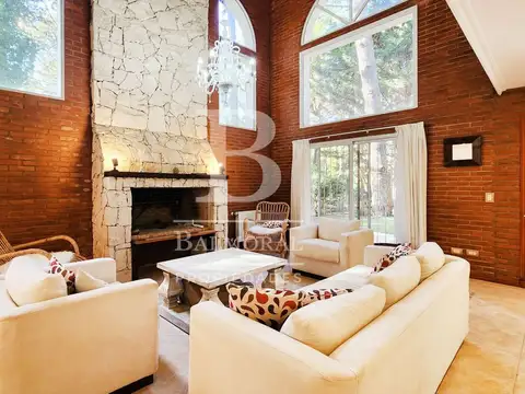 Casa en Venta en Pinamar, USD 300.000