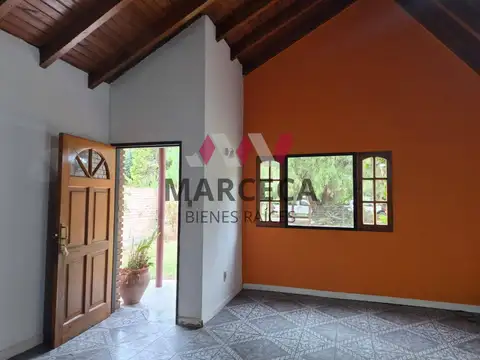Casa en Alquiler en Centenario, $ 1.600.000