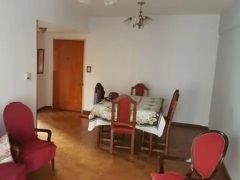 Juan Agustin Maza 700