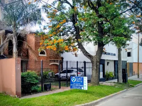 ITUZAINGO-VILLA UDAONDO- CASA QUINTA 4 DORMITORIOS- PILETA- A PASOS DE MARTIN FIERRO  