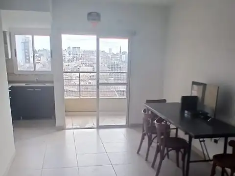 DEPARTAMENTO DE 2 AMBIENTES SEMI-NUEVO CONTRAFRENTE CON BALCON.