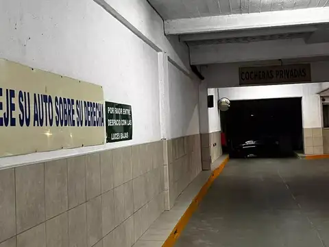 Cochera en venta - 10mts2 - San Nicolás