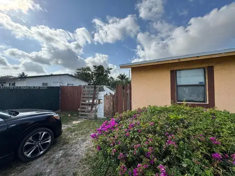 Casa en Venta al Este