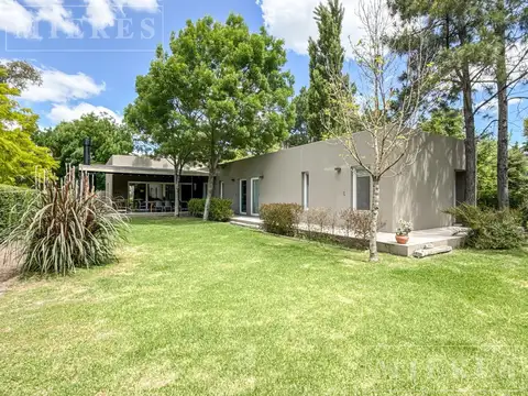 Casa en venta en La Peregrina