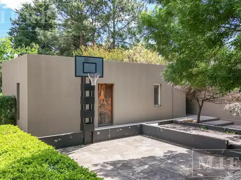 Casa en Venta en La Peregrina, USD 315.000