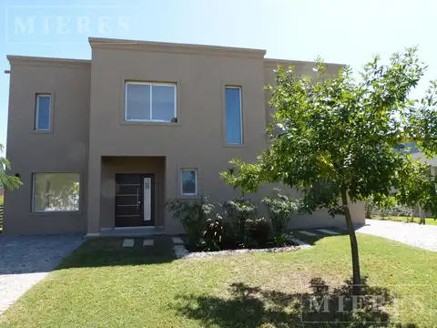 Casa en alquiler anual en El Cantón Puerto