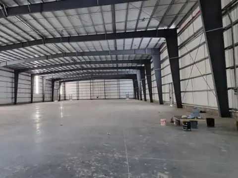 OPORTUNIDAD VENTA GALPON INDUSTRIAL MORENO PIM2