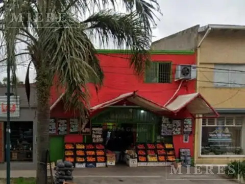 Local en  venta de 170 m2 en Bajo de San Isidro