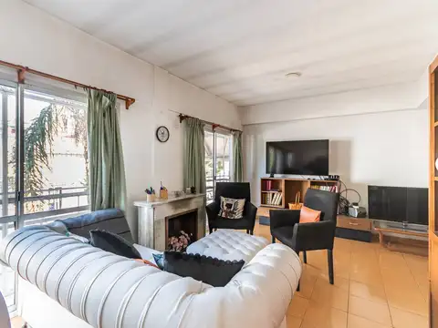VENTA PH 4 AMBIENTES CON TERRAZA Y PARRILLA EN CABALLITO
