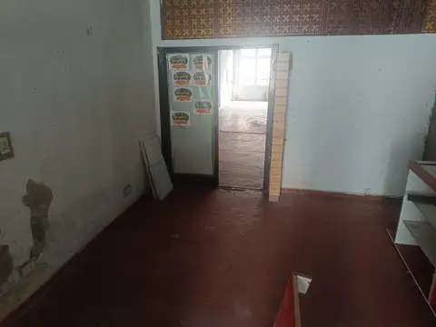 Joaquin V Gonzales al 900