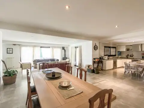 Casa en Venta en La Horqueta, USD 285.000