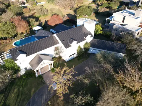 Nueva Propiedad en Venta en Country El Bosque