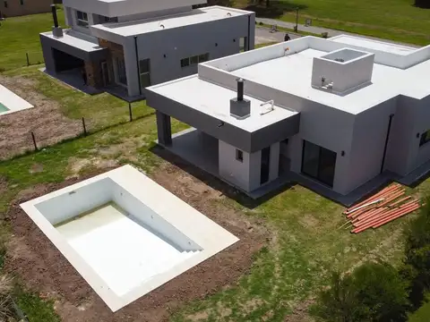 Casa en venta Canning, Santo Domingo a estrenar