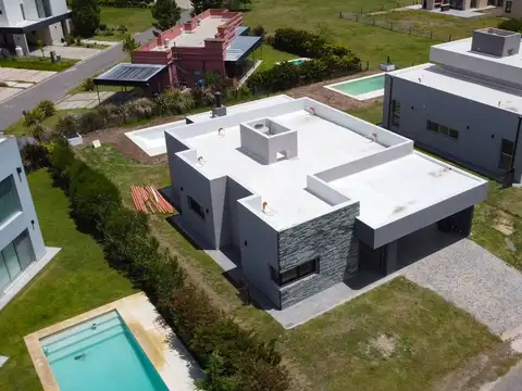 Casa en venta Canning, Santo Domingo a estrenar