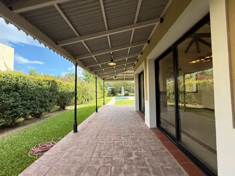 Casa en Alquiler de 3 dormitorios