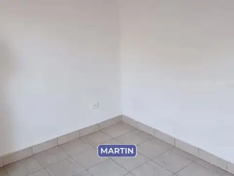 Casa 2 ambientes con 1 baño