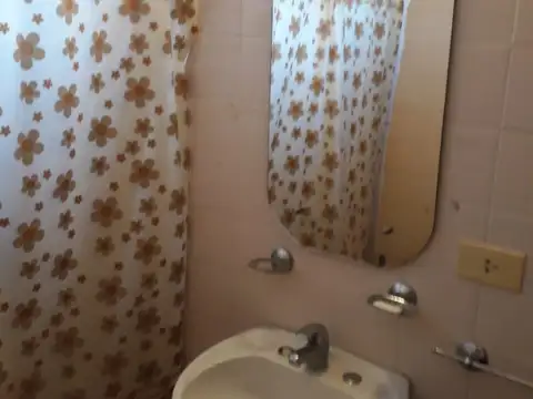 Departamento 4 ambientes con 1 baño