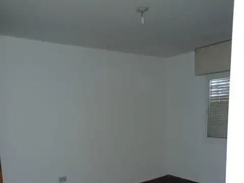 Rosas De Oquendo 3700