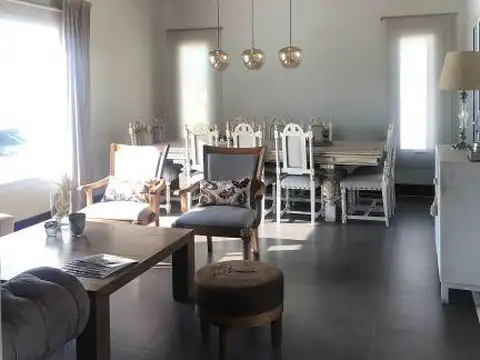 Casa en Venta de 5 dormitorios
